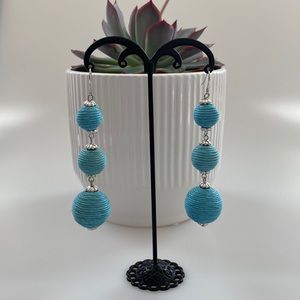 💗HP💗NEW Blue Bon Bon Dangle Ball Earrings.